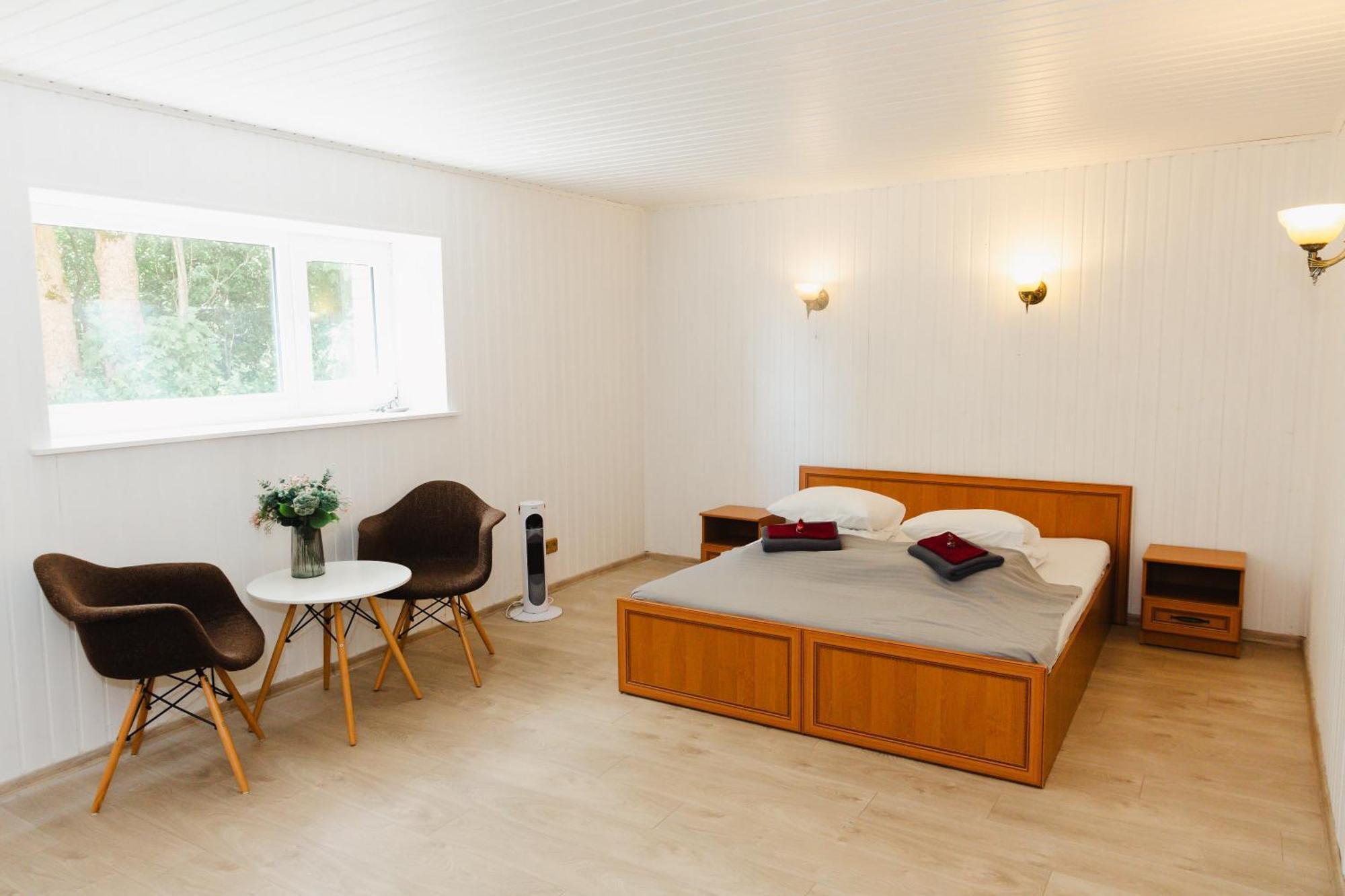 Konrad Family Guesthouse Курессааре Экстерьер фото