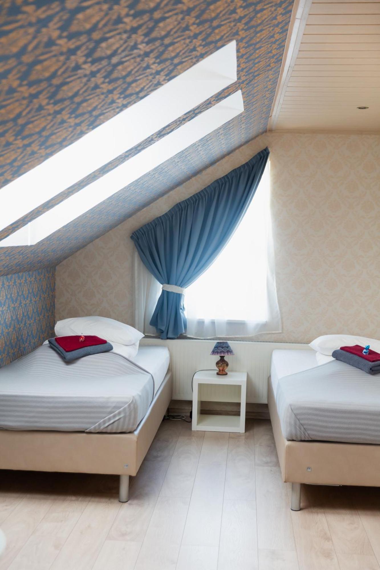 Konrad Family Guesthouse Курессааре Экстерьер фото