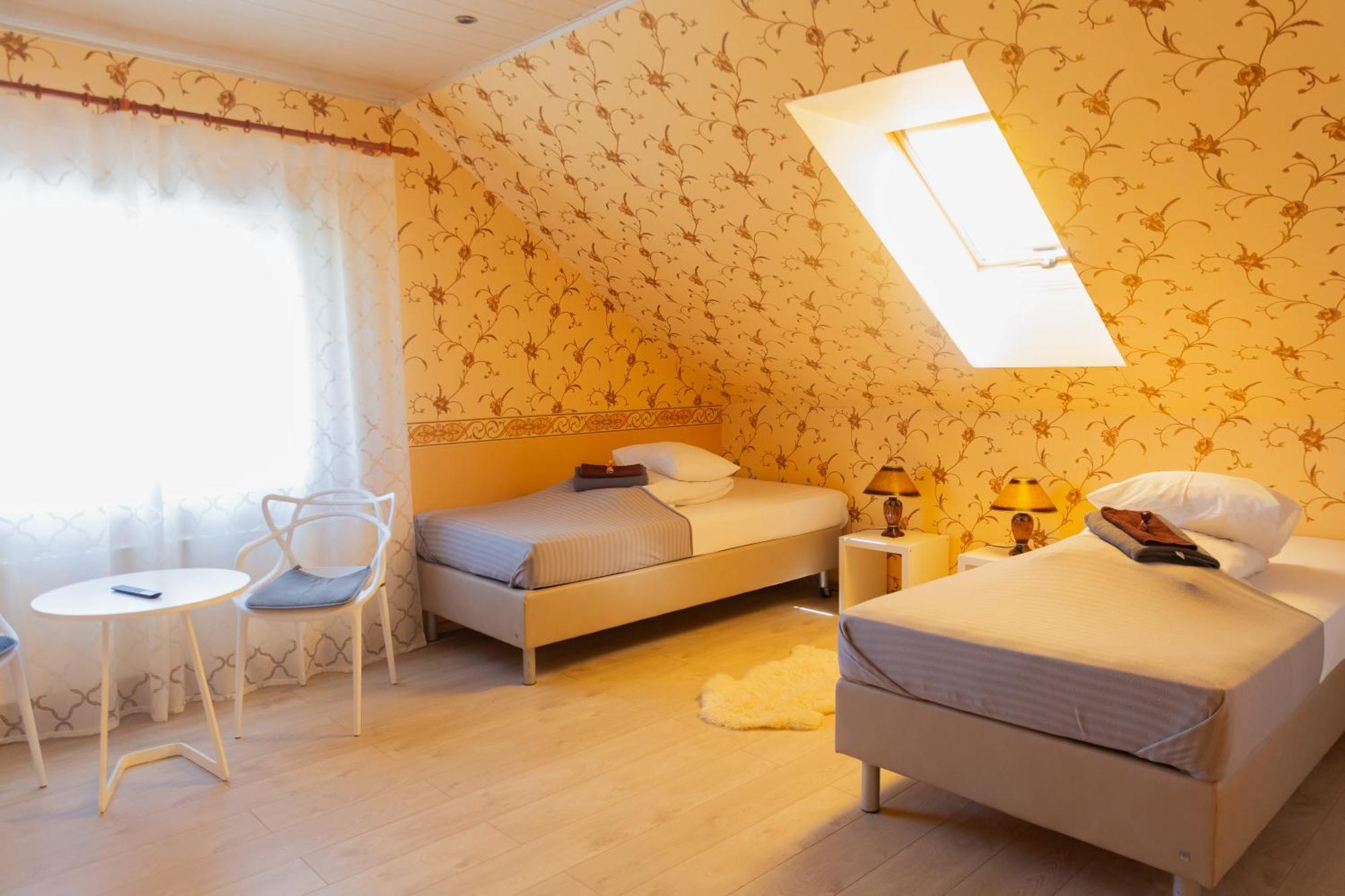 Konrad Family Guesthouse Курессааре Номер фото