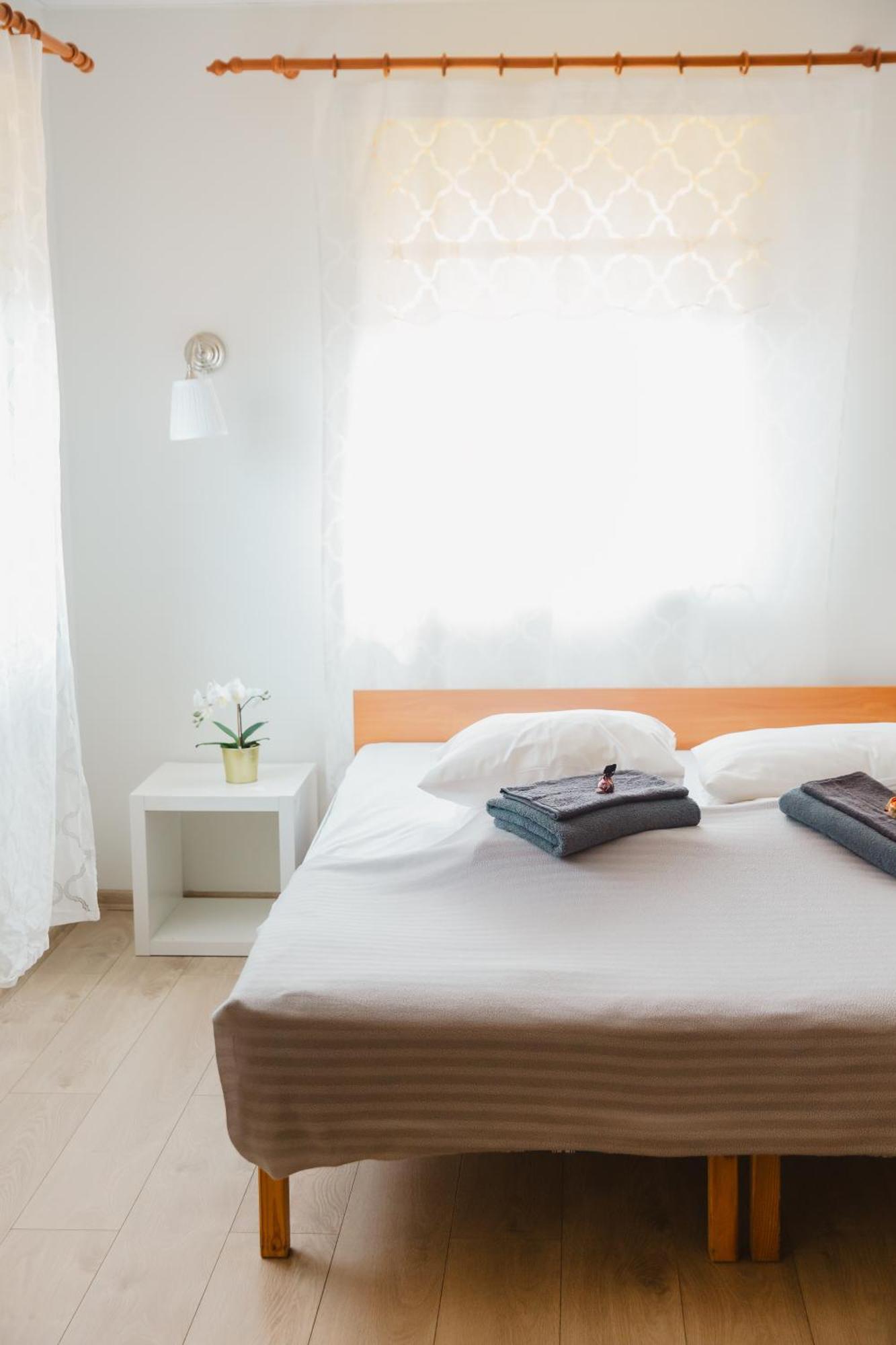Konrad Family Guesthouse Курессааре Номер фото